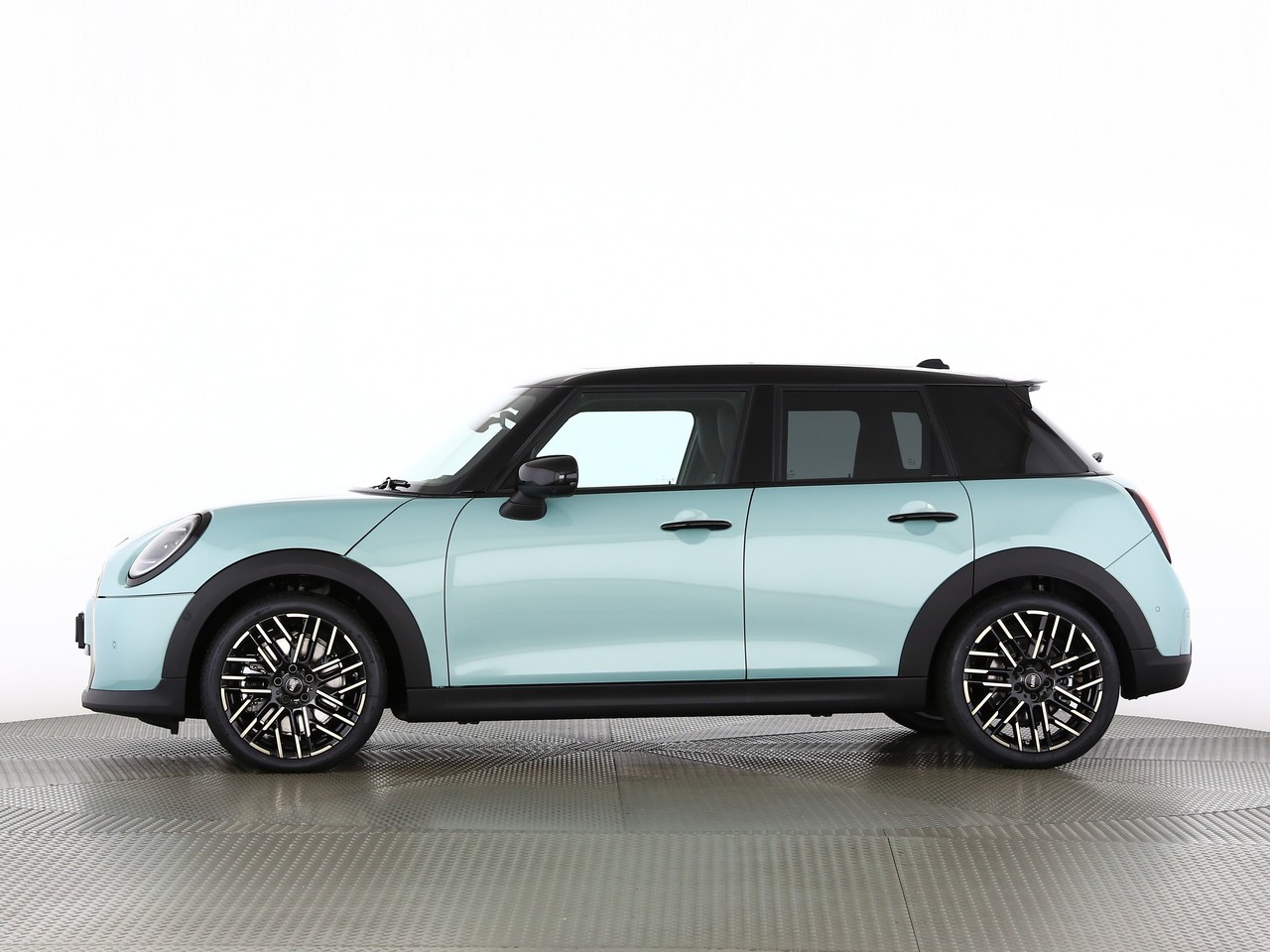 MINI Cooper S DKG-showroom-element-2