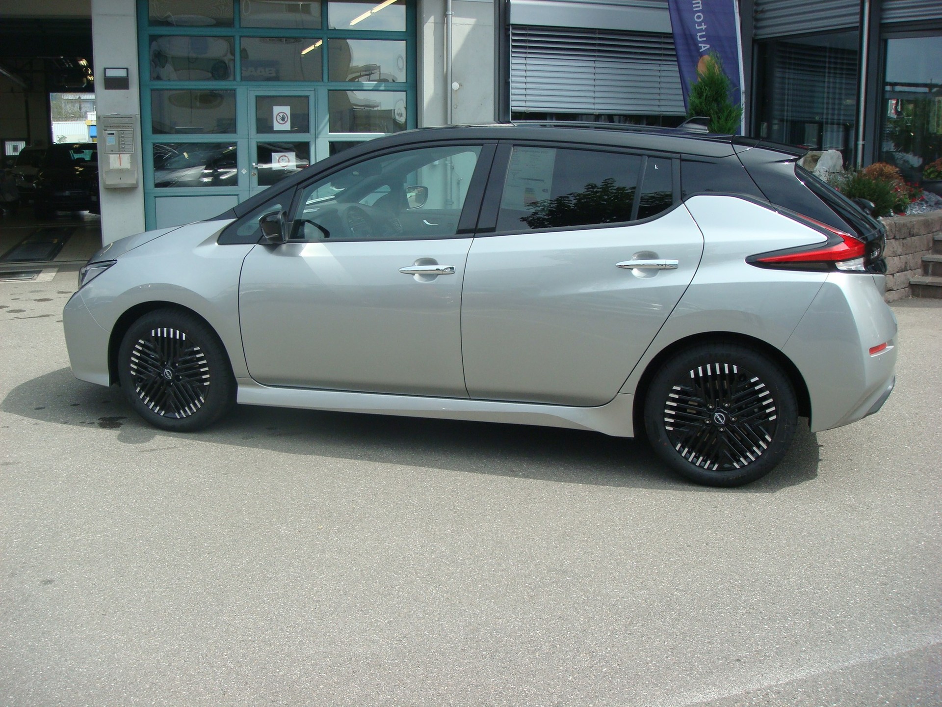 NISSAN Leaf N-Connecta (incl. battery)-image-9