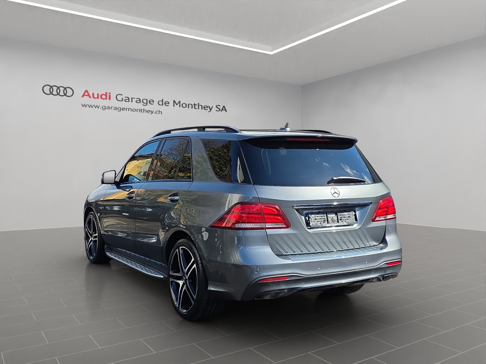 MERCEDES-BENZ GLE 43 AMG Executive 4Matic 9G-Tronic-image-5