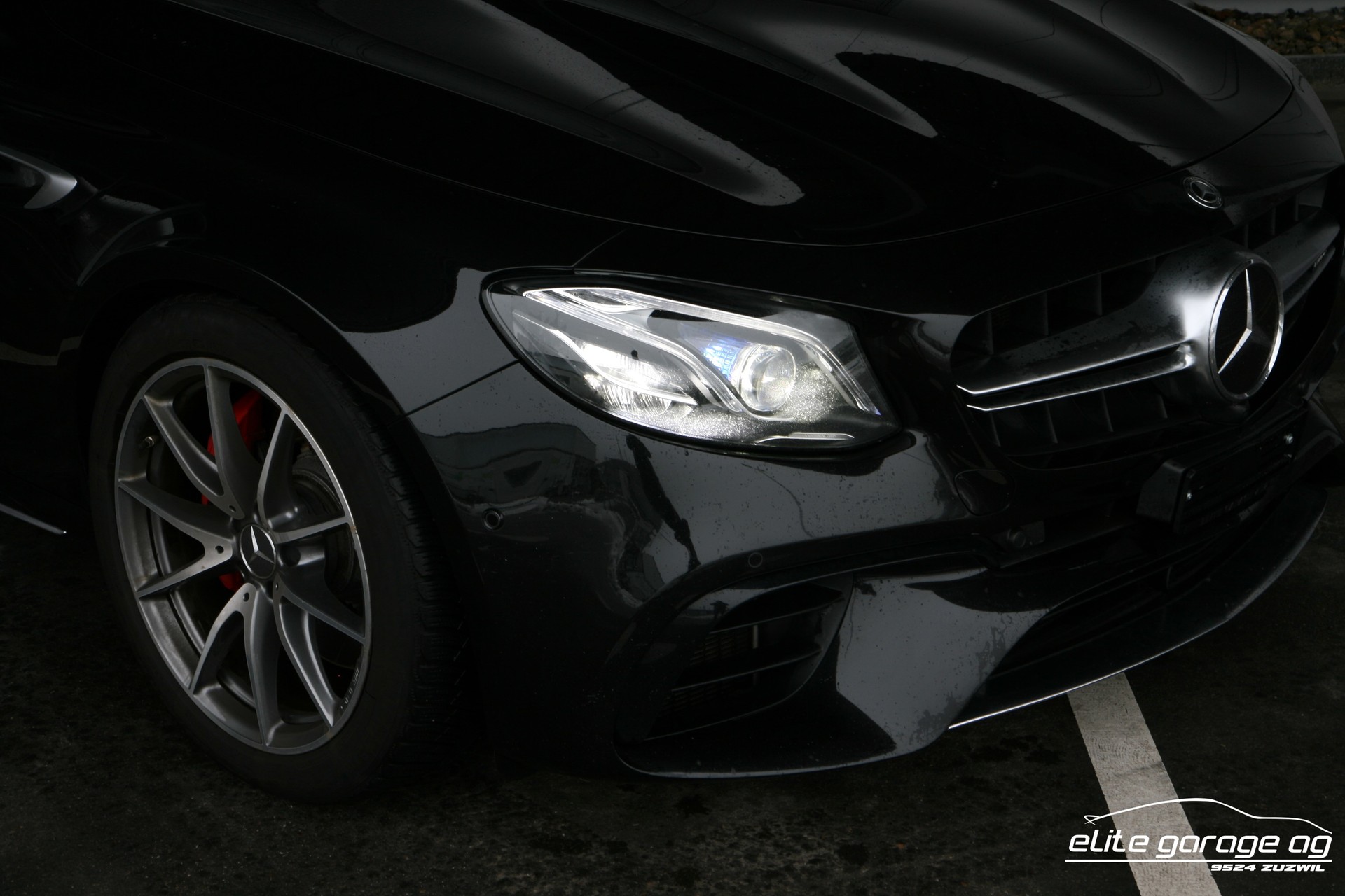 MERCEDES-BENZ E 63 AMG S 4Matic 9G-Tronic AKRAPOVIC-image-8