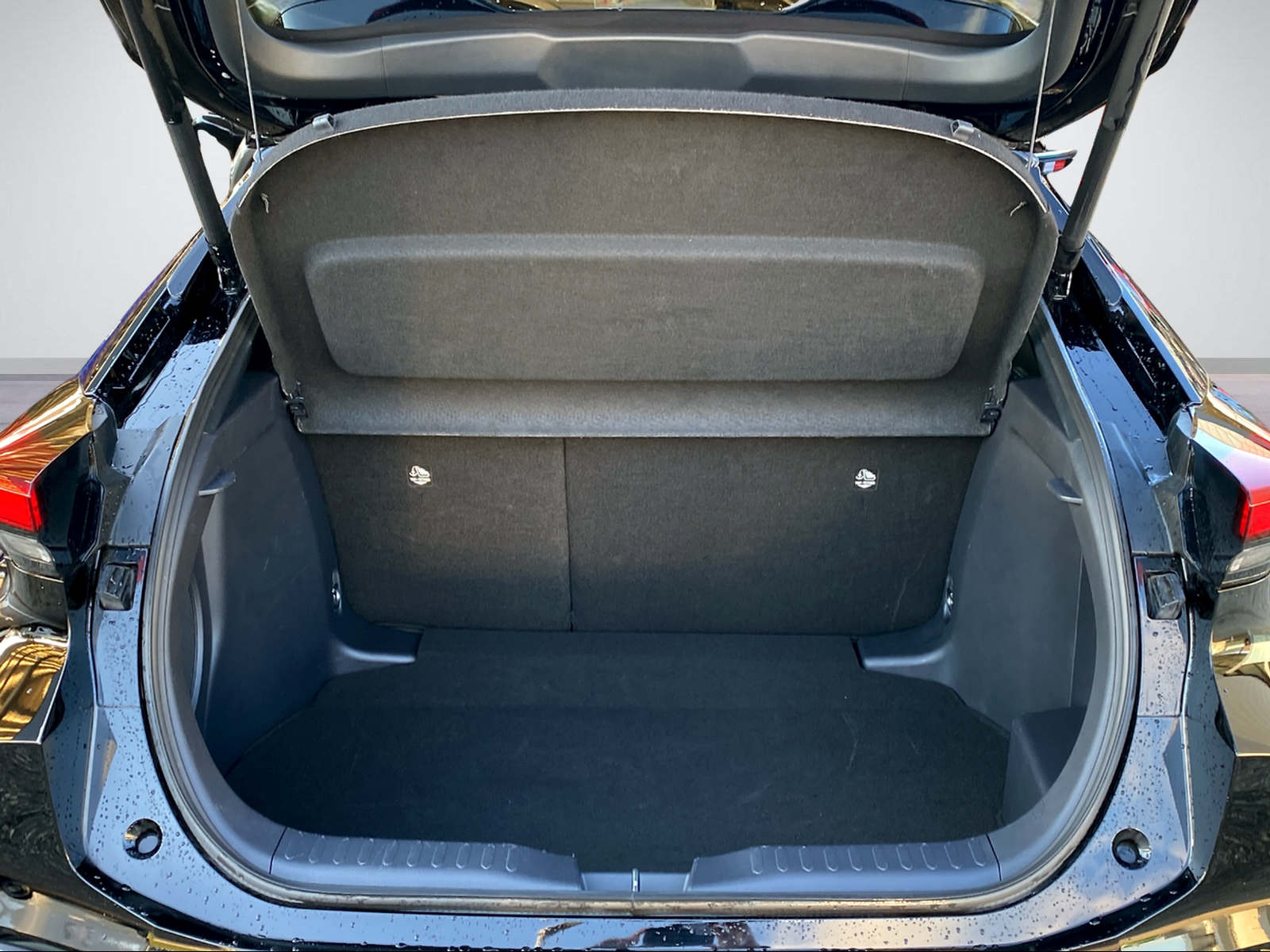TOYOTA C-HR 2.0 HEV GR Sport Premiere 4x4-image-5