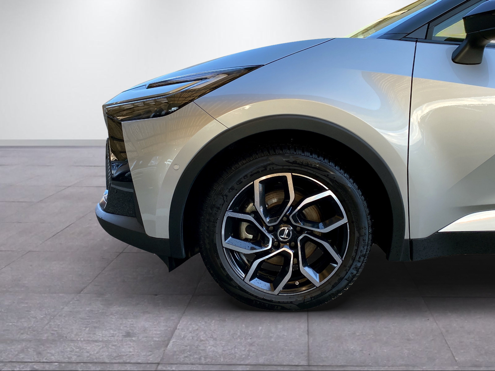TOYOTA C-HR 2.0 HEV GR Sport Premiere 4x4-image-2