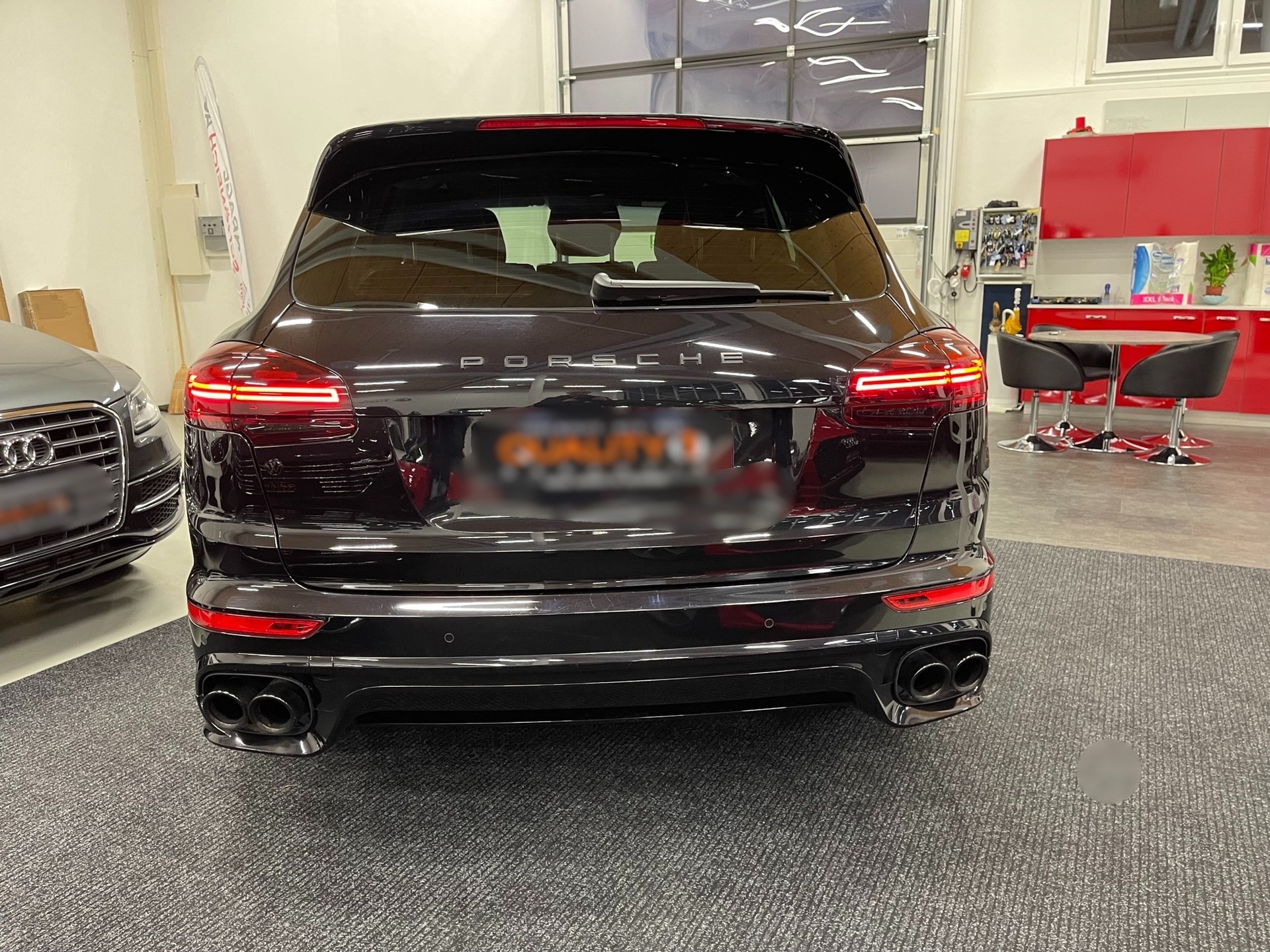 PORSCHE Cayenne GTS (CH)-image-1