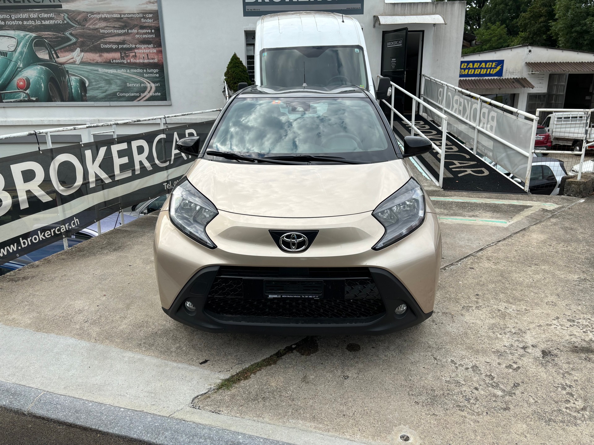 TOYOTA Aygo X 1.0 VVT-i Trend-image-1
