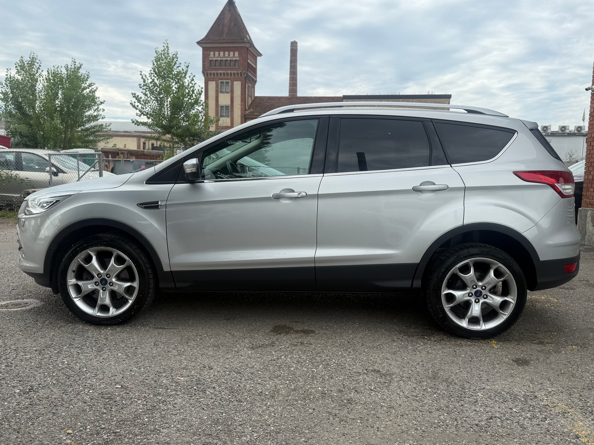 FORD Kuga 1.6 SCTi Titanium 4WD Automatic-image-4