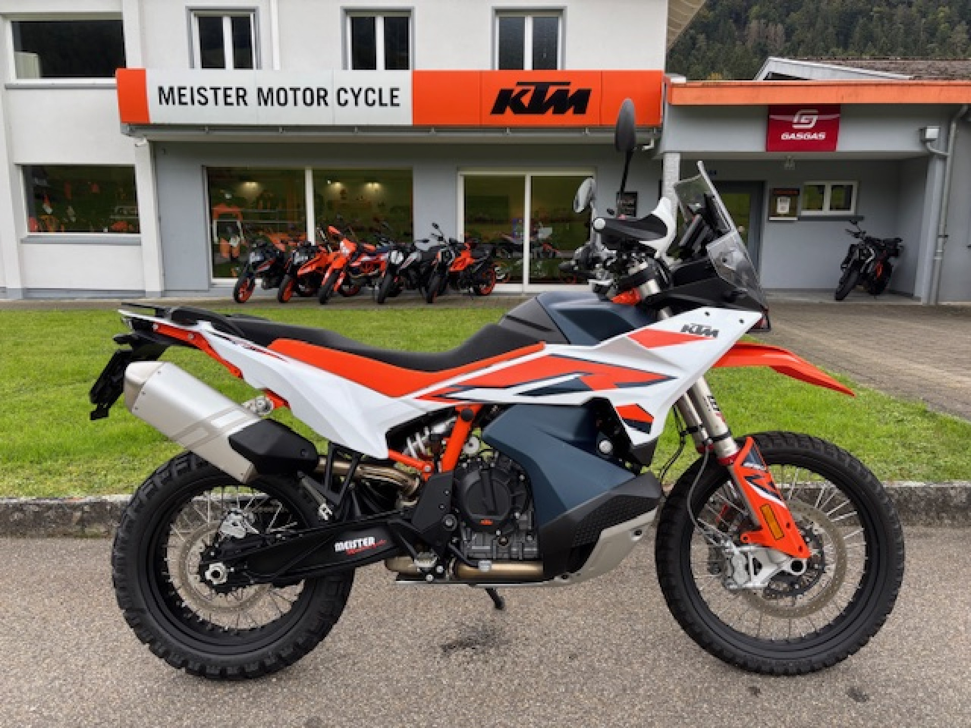 KTM 890 Adventure R