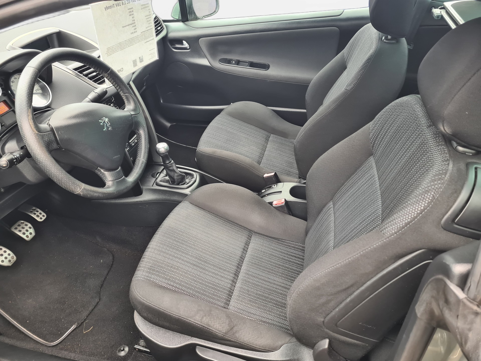 PEUGEOT 207 CC 1.6 16V Trendy-image-4