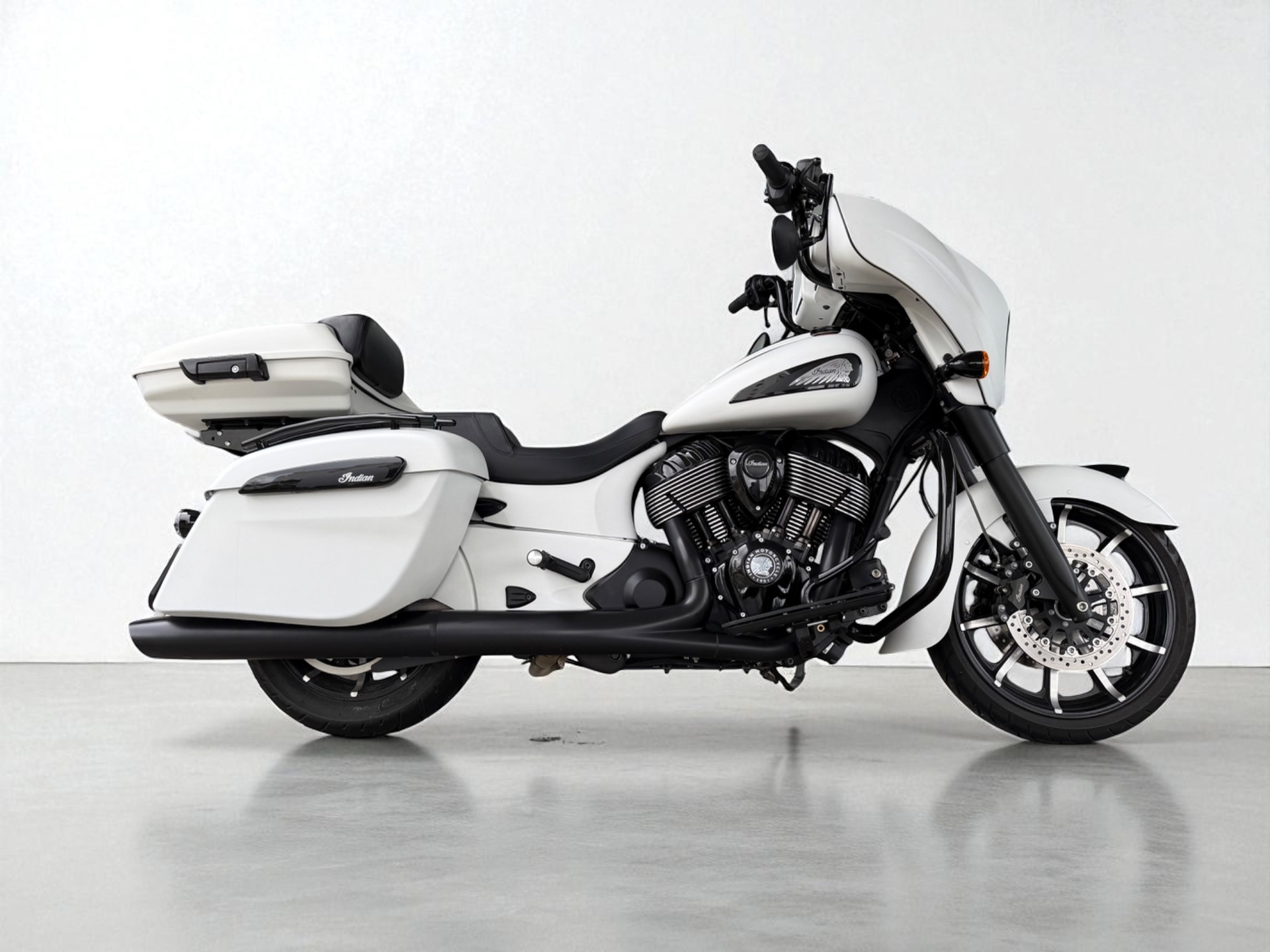 INDIAN Chieftain Dark Horse-image-1