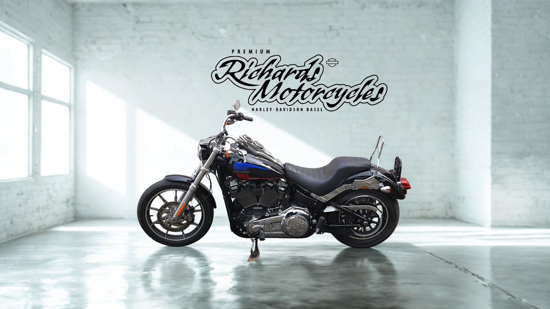 HARLEY-DAVIDSON FXLR Low Rider 107 ABS-showroom-element-3