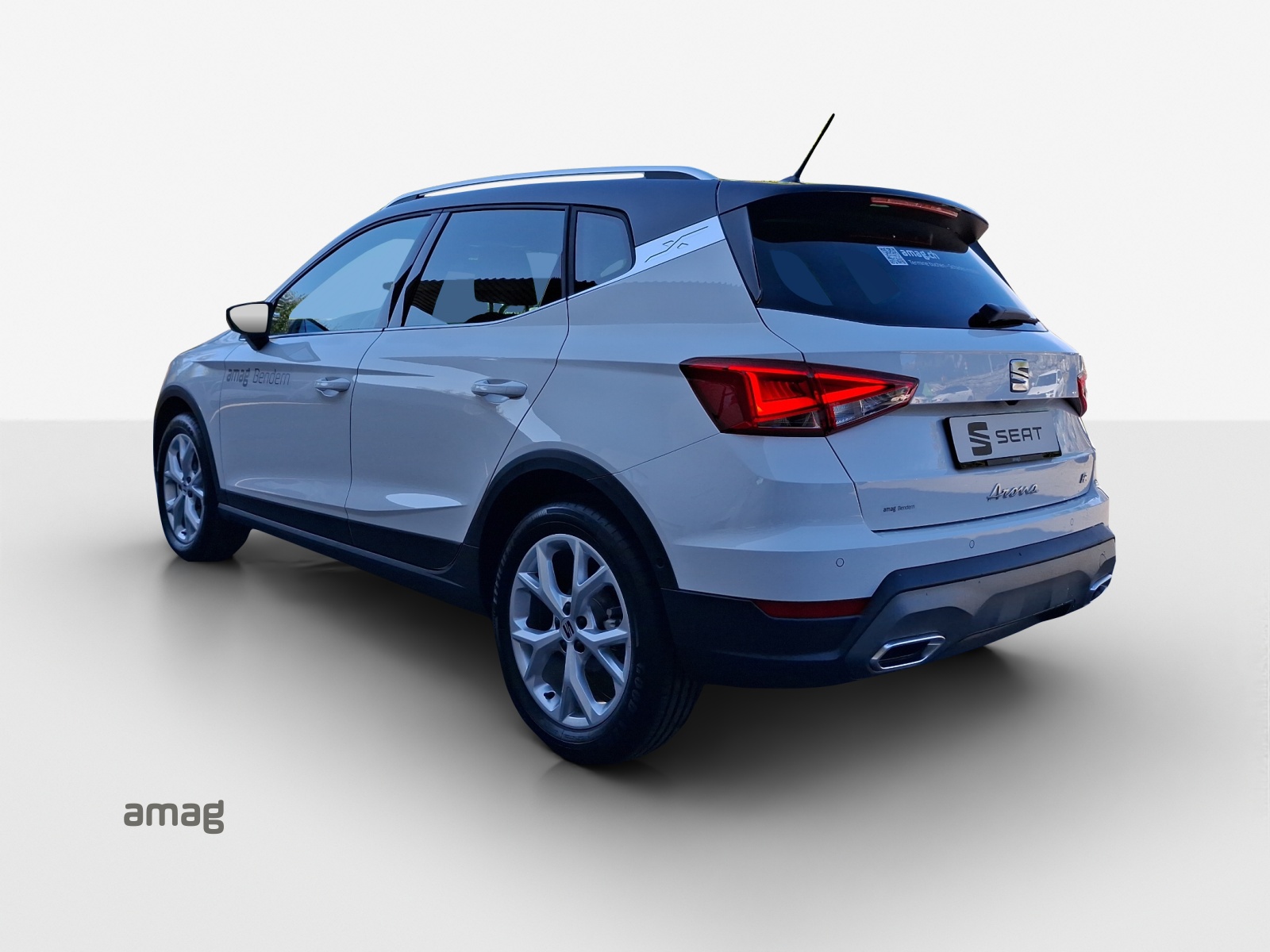 SEAT Arona 1.0 TSI Eco Move FR-image-2