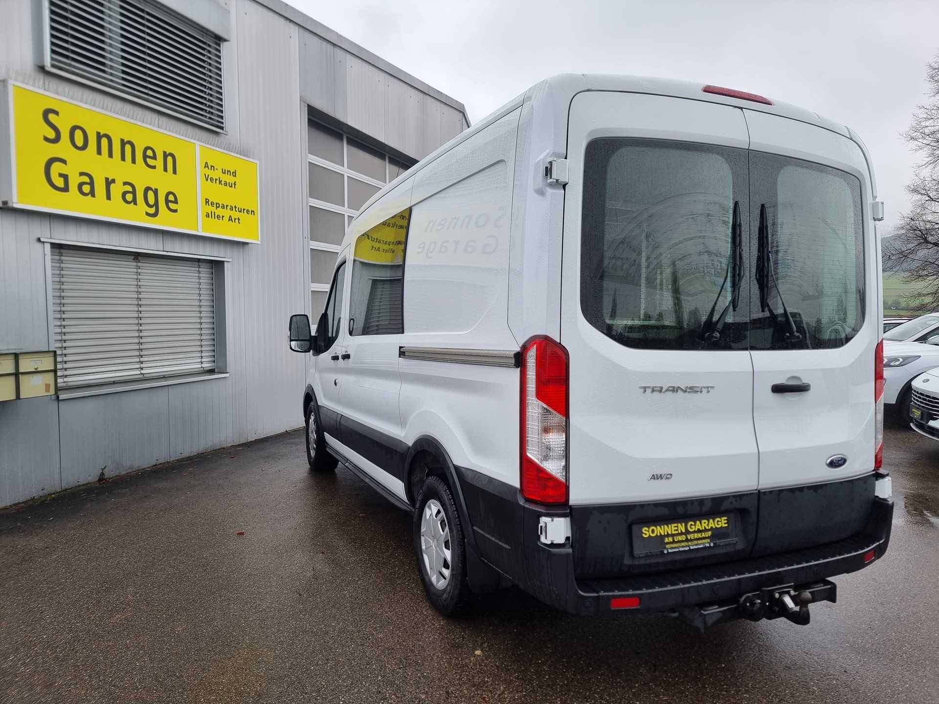 FORD Transit Van 350 L2 Trend 2.0 TDCi 130 4WD-image-15