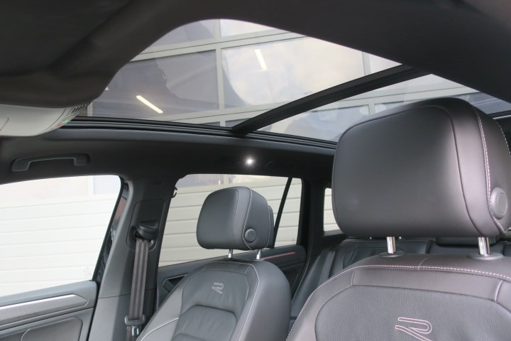 VW Tiguan 2.0TSI R-Line 4Motion DSG-image-9
