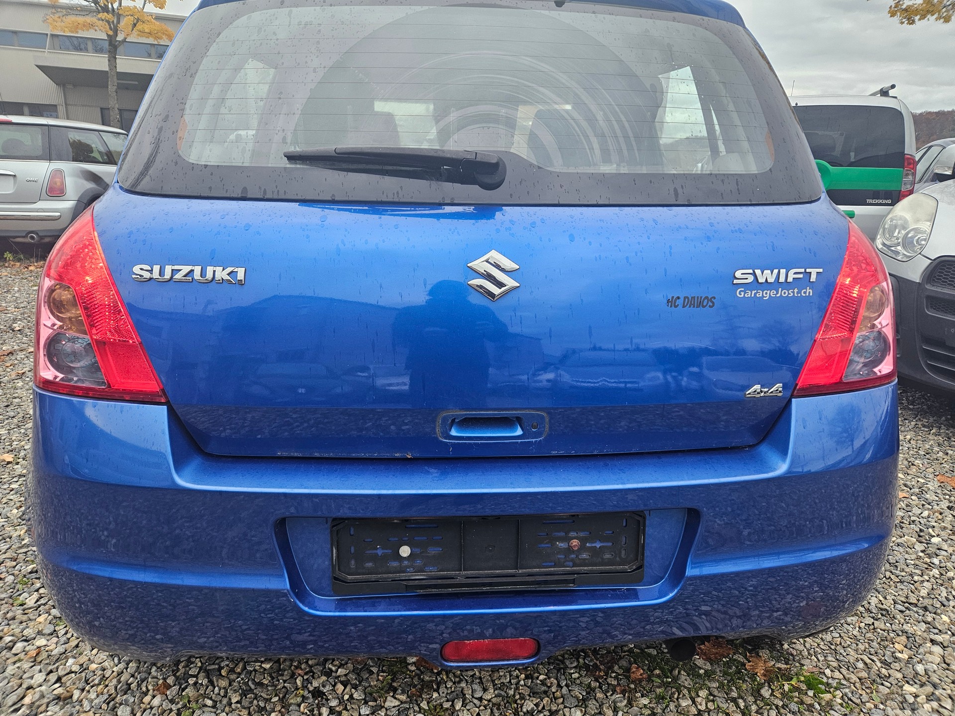 SUZUKI Swift 1.3i 16V GL Top Piz Sulai LE 4x4-image-4