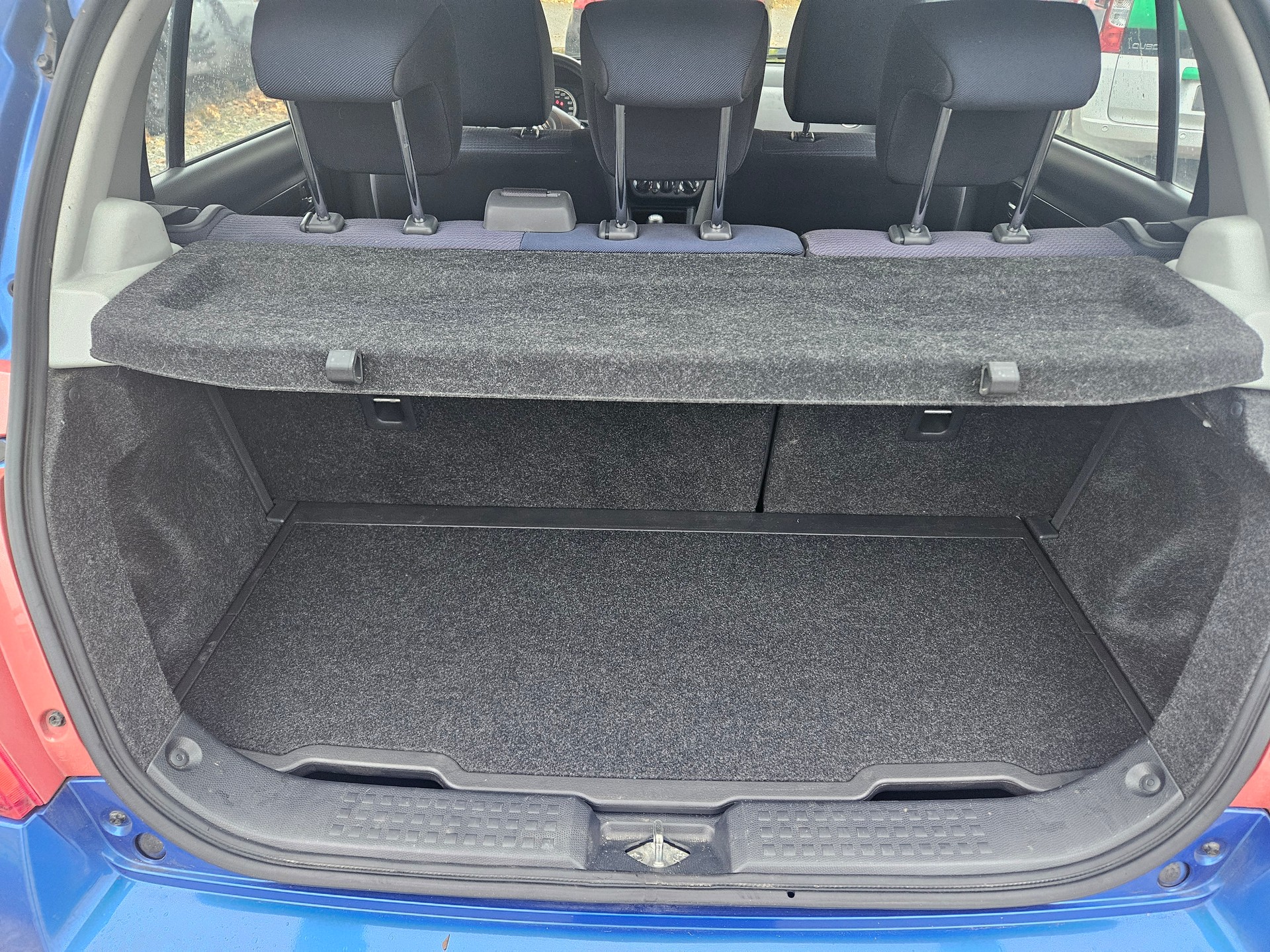 SUZUKI Swift 1.3i 16V GL Top Piz Sulai LE 4x4-image-14