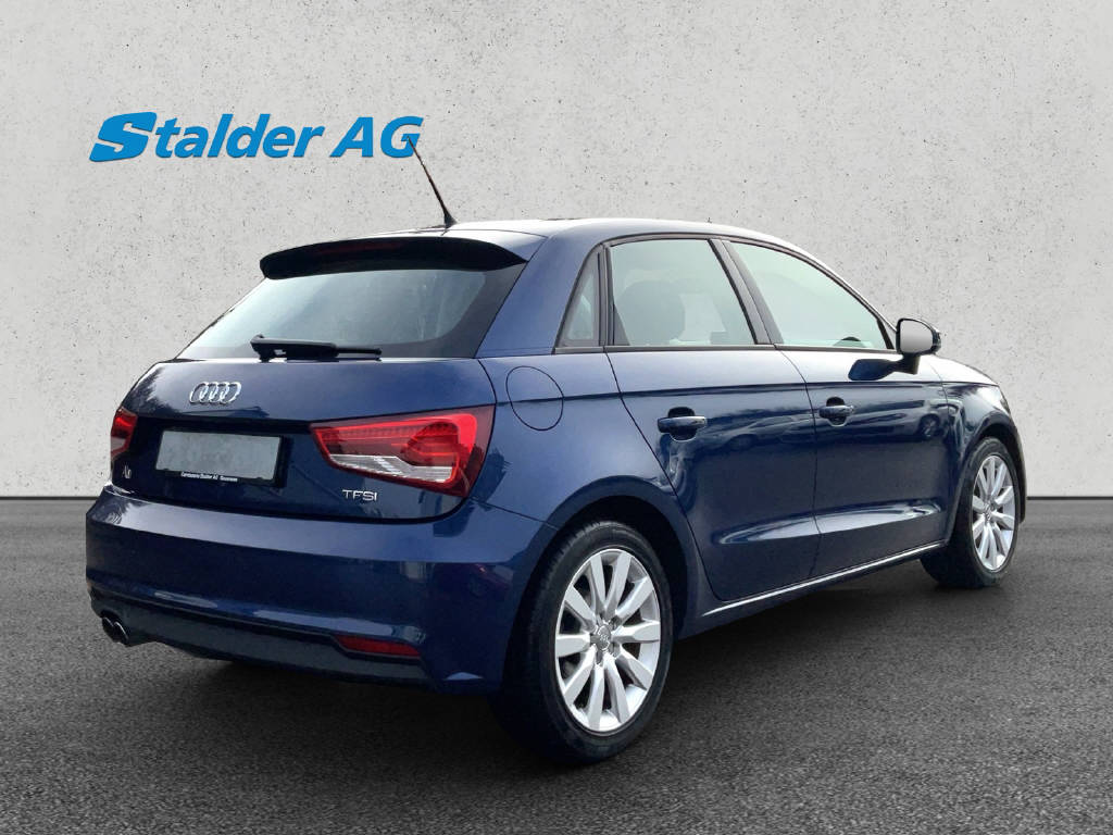 AUDI A1 Sportback 1.4 TFSI COD S-Tronic-image-5