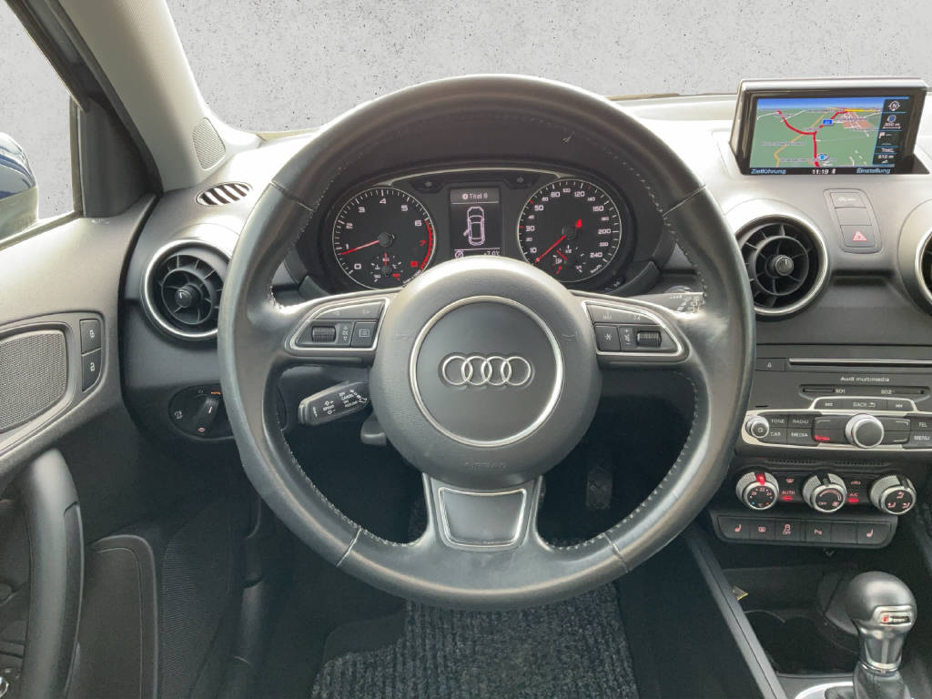 AUDI A1 Sportback 1.4 TFSI COD S-Tronic-image-9