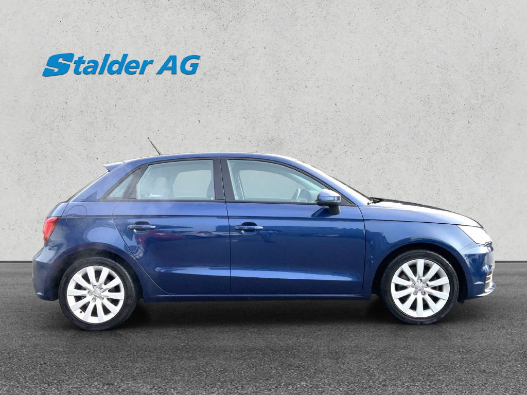 AUDI A1 Sportback 1.4 TFSI COD S-Tronic-image-6