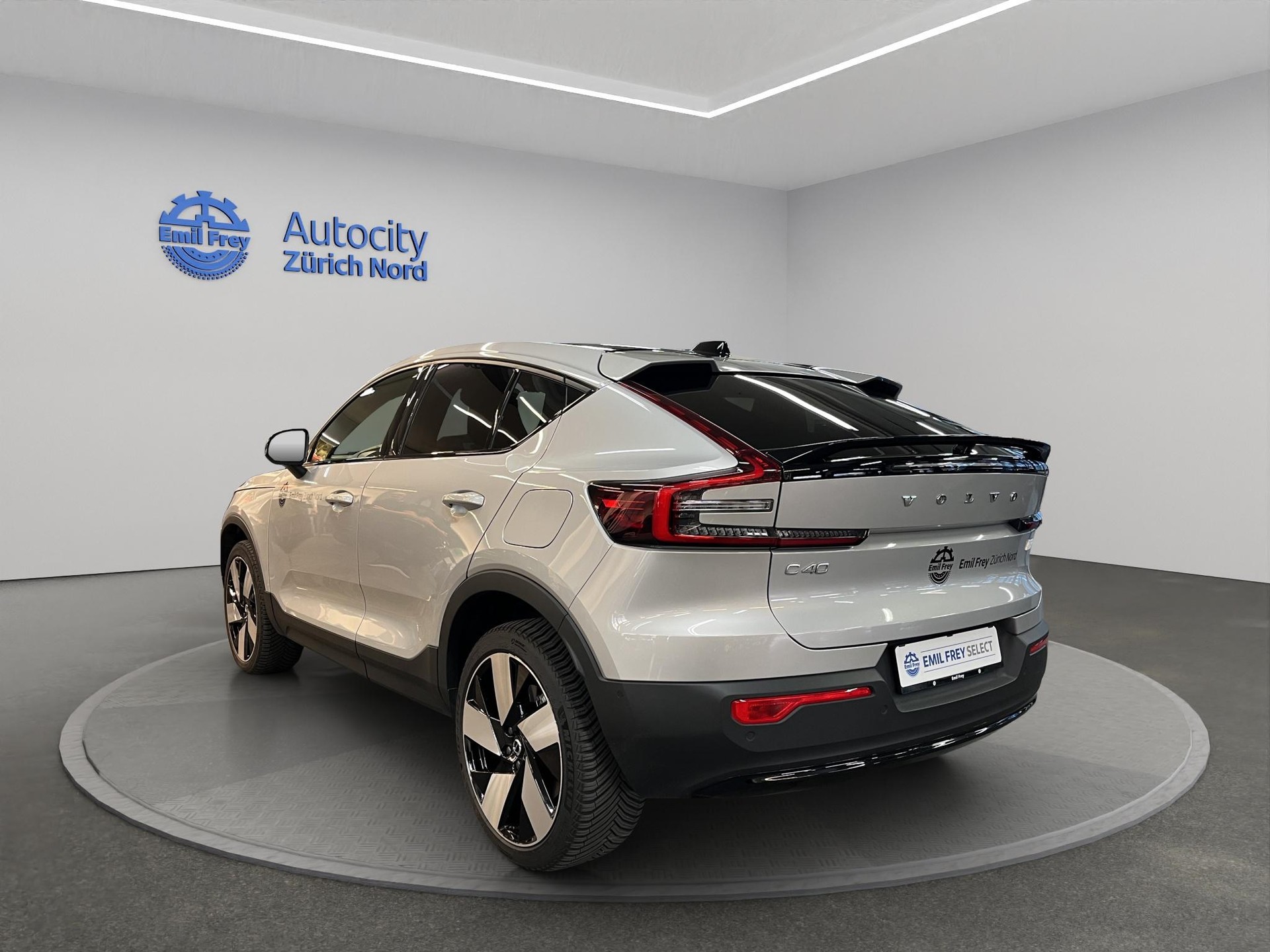 VOLVO C40 P8 Twin Recharge Ultimate AWD-image-3