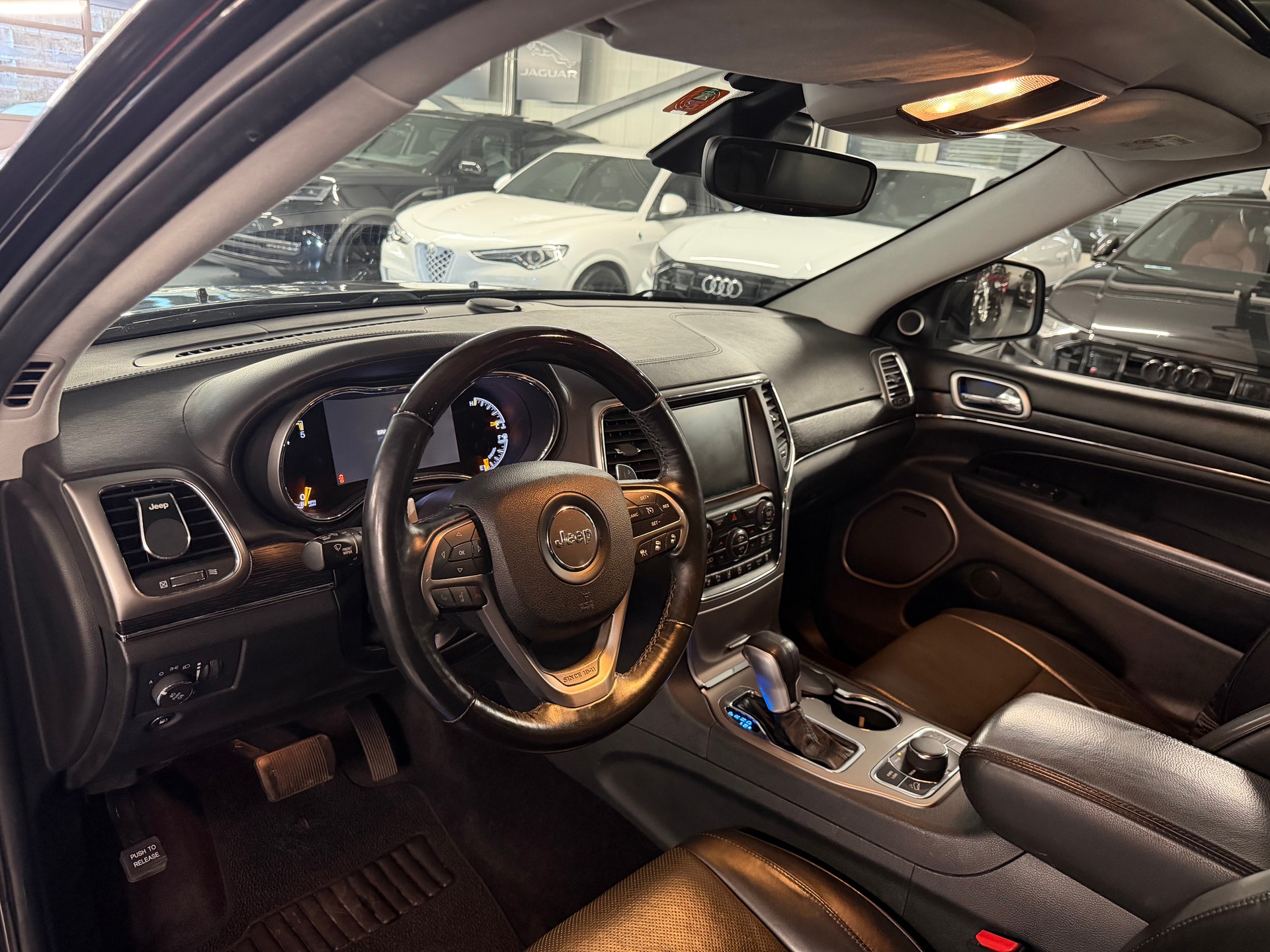 JEEP Grand Cherokee 3.0 CRD Summit Automatic-image-16