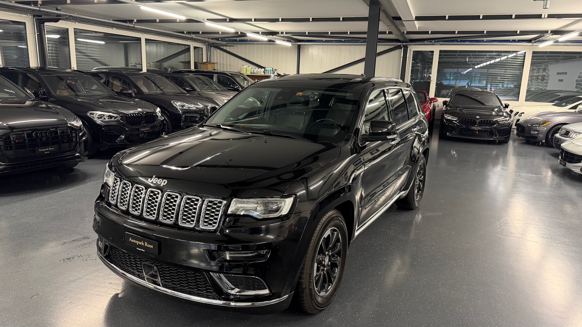 JEEP Grand Cherokee 3.0 CRD Summit Automatic-image-10