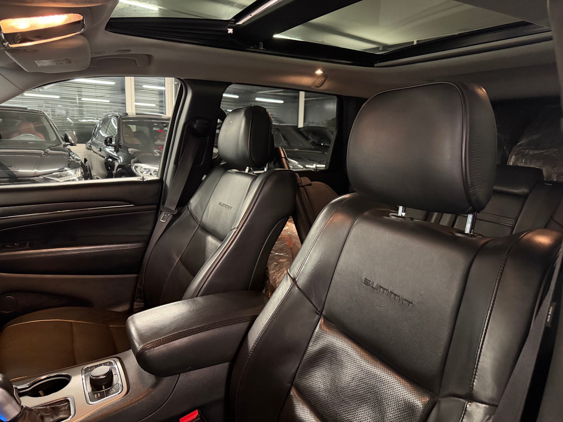 JEEP Grand Cherokee 3.0 CRD Summit Automatic-image-15