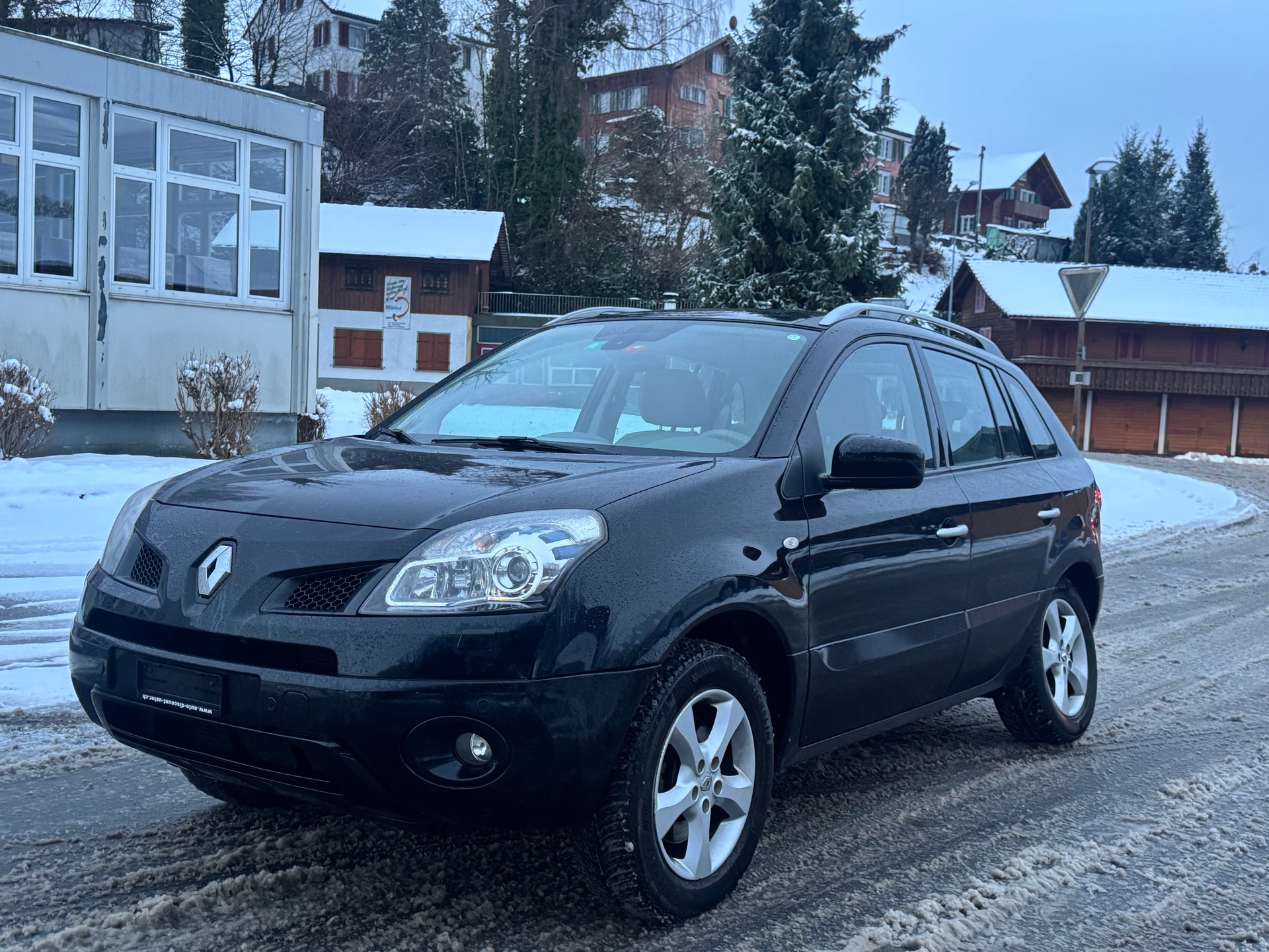RENAULT Koleos 2.5 Dynamique 4x4-image-0