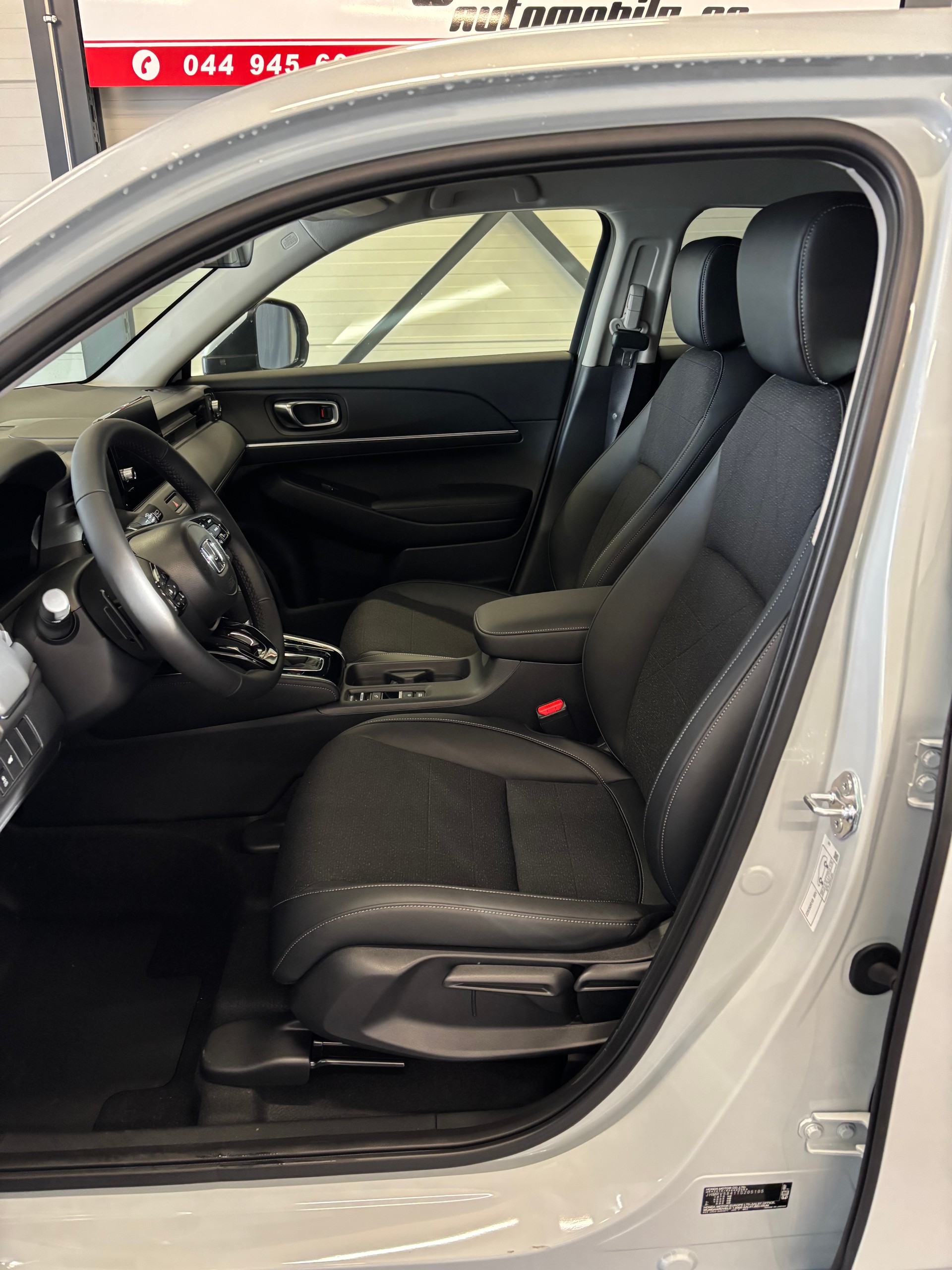 HONDA HR-V 1.5i-MMD Advance CVT-image-7