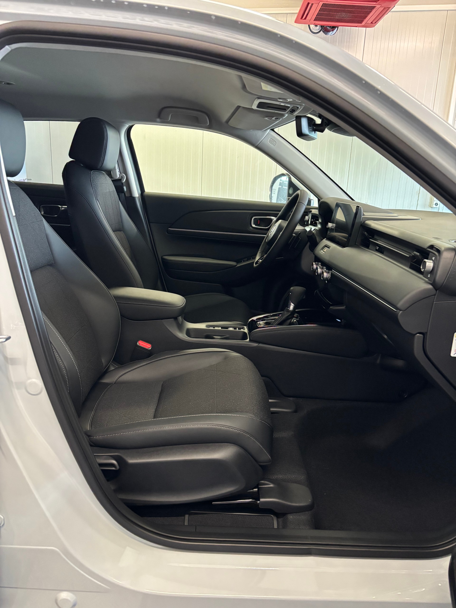 HONDA HR-V 1.5i-MMD Advance CVT-image-12