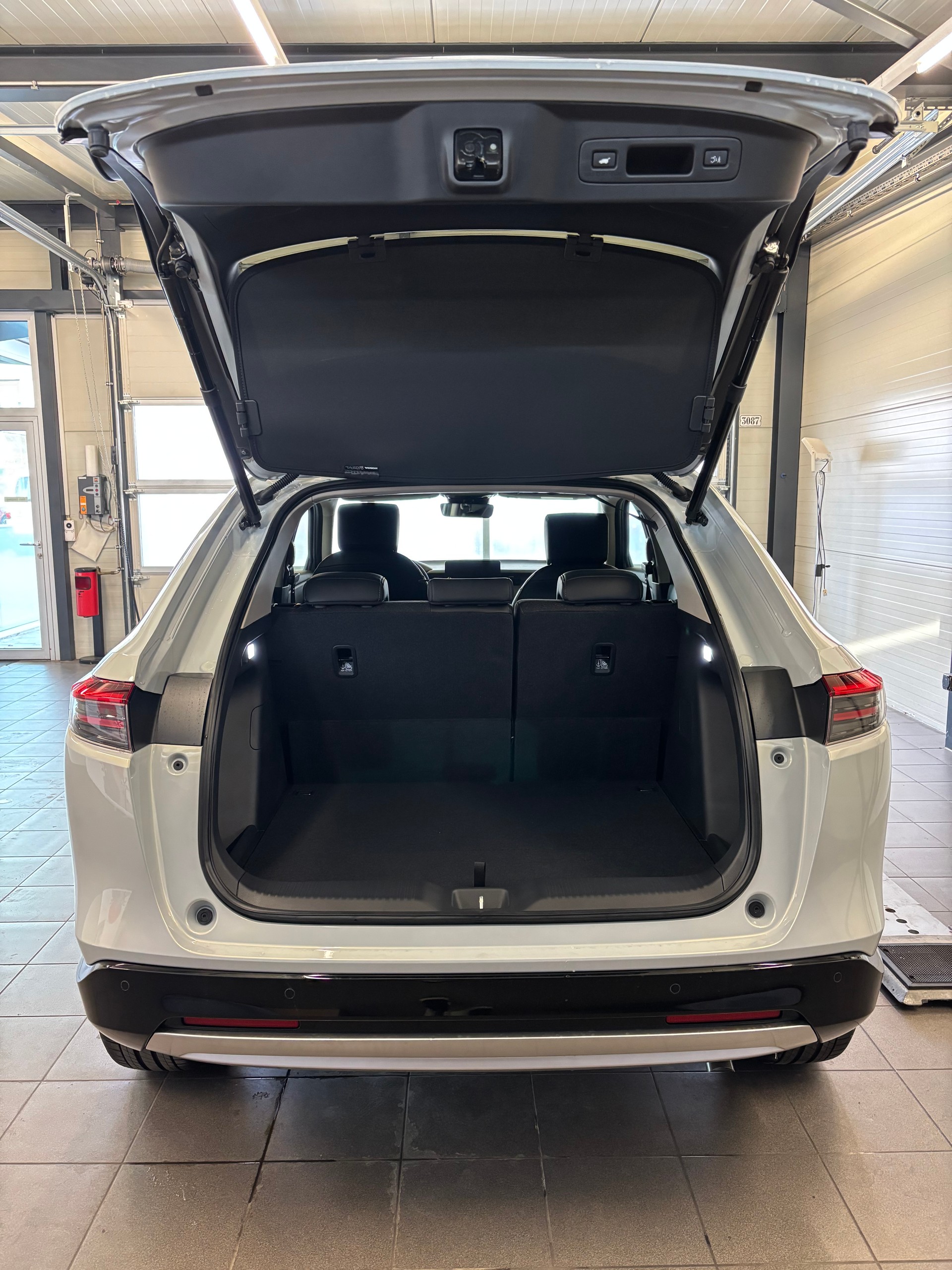 HONDA HR-V 1.5i-MMD Advance CVT-image-15