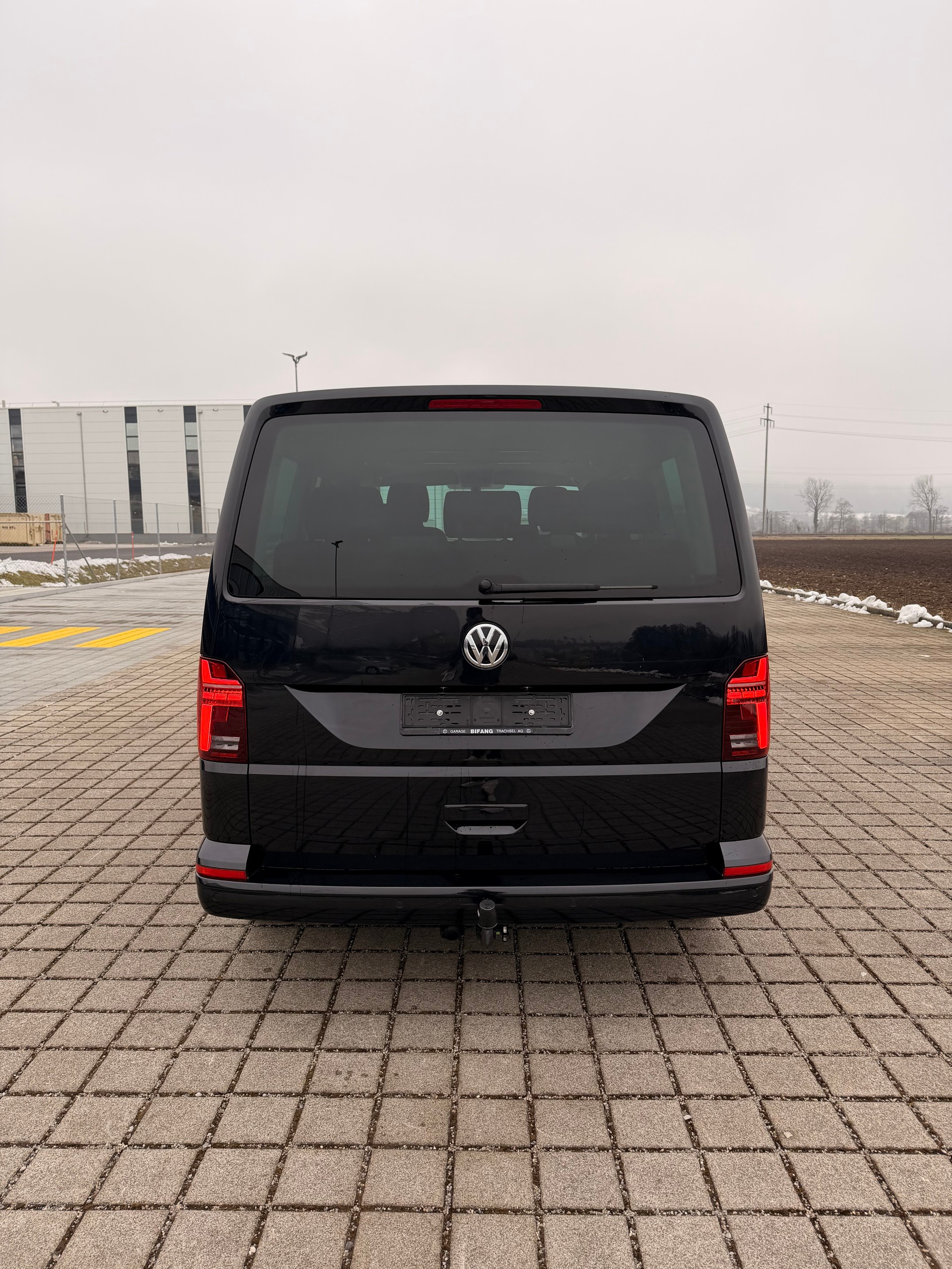 VW T6.1 Multivan 2.0 Bi-TDI Comfortline 4Motion DSG-image-5