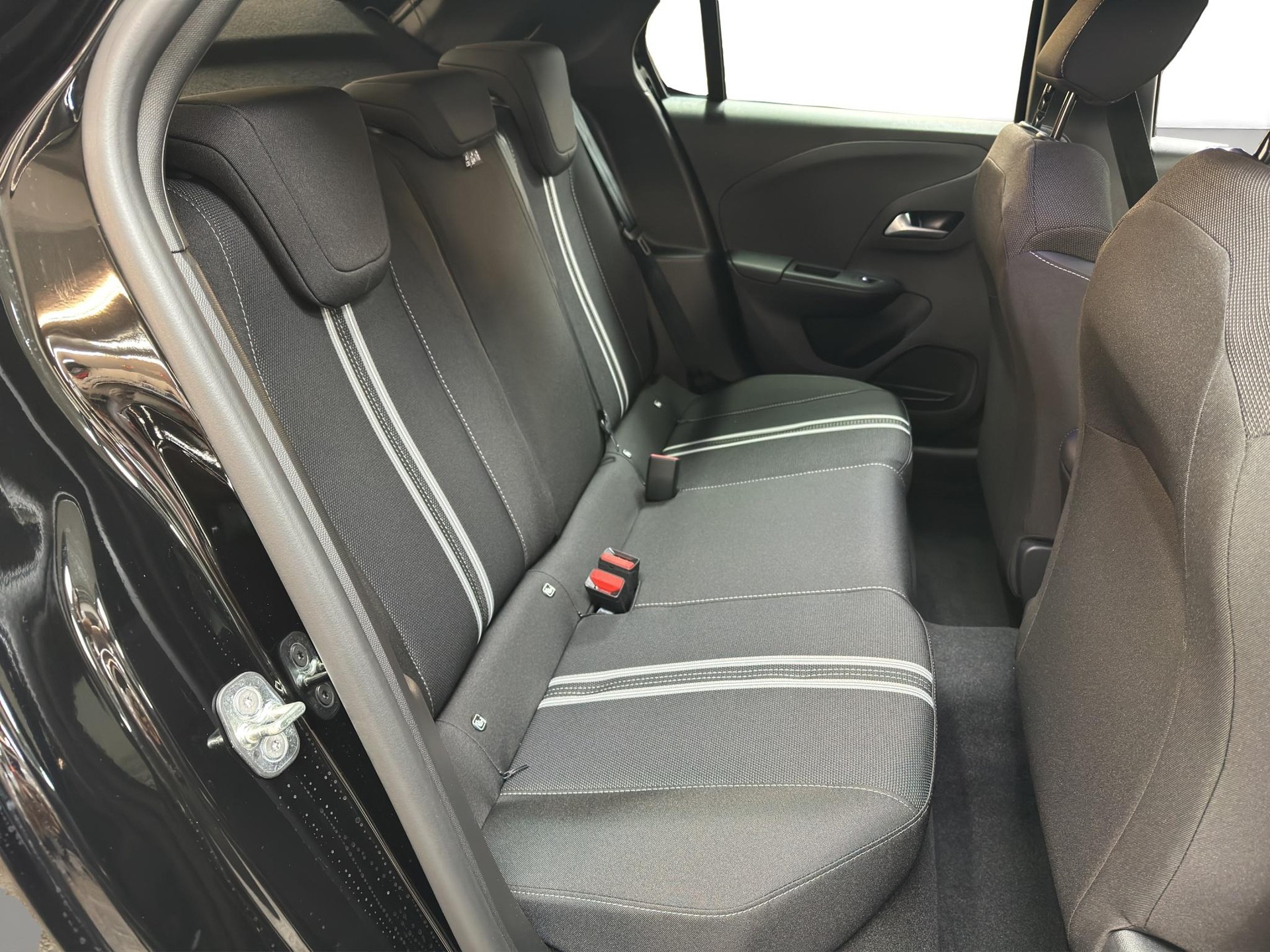 OPEL Corsa 1.2 T Hybrid Viva-image-8
