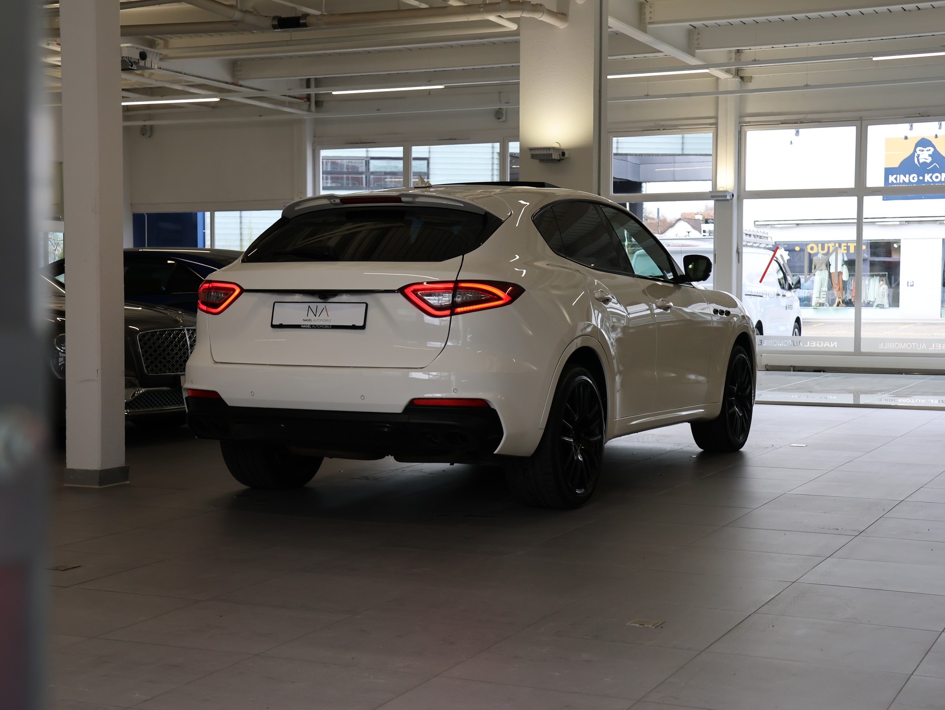 MASERATI Levante S 3.0 V6 Automatica * Facelift *Harman/Kardon Soundsystem* *Panoramadach* *Surround View Camera* *Softclose*-image-11