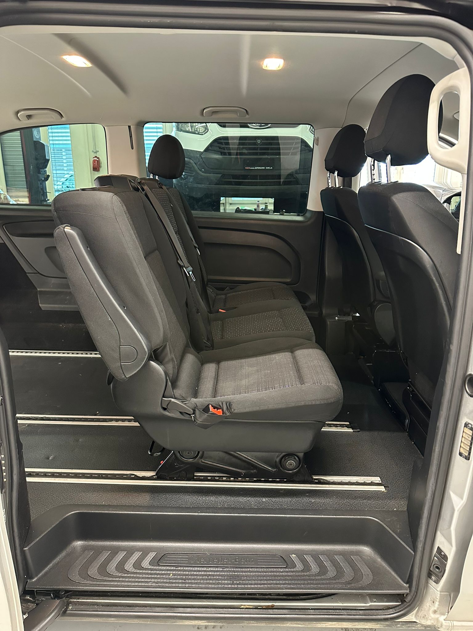 MERCEDES-BENZ Vito 116 CDI Pro Tourer 4Matic 9G-Tronic-image-10