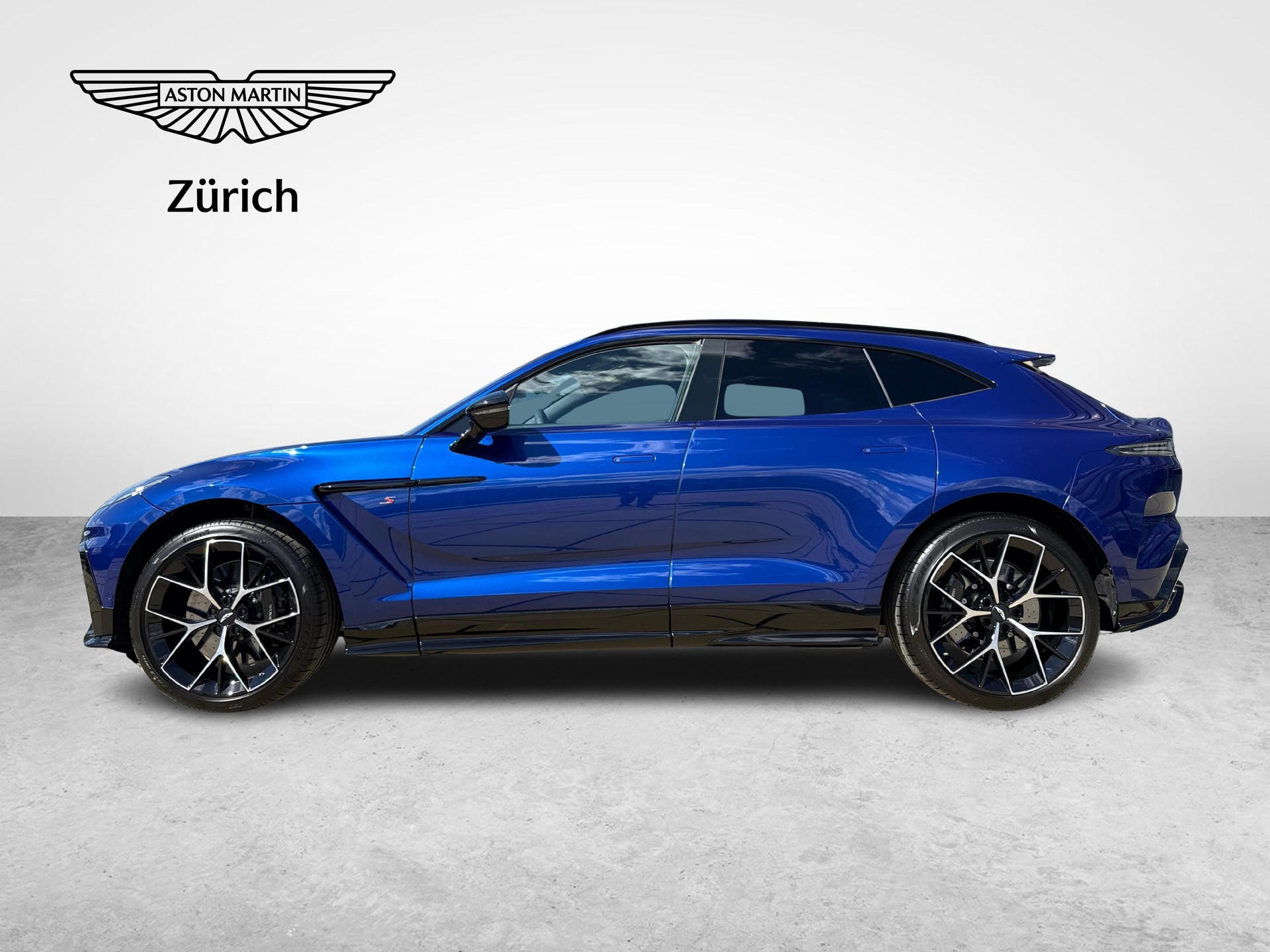 ASTON MARTIN DBX S 4.0 V8 Bi-Turbo-image-1