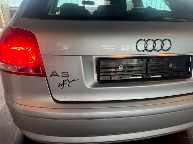 AUDI A3 1.6 Ambiente-image-5