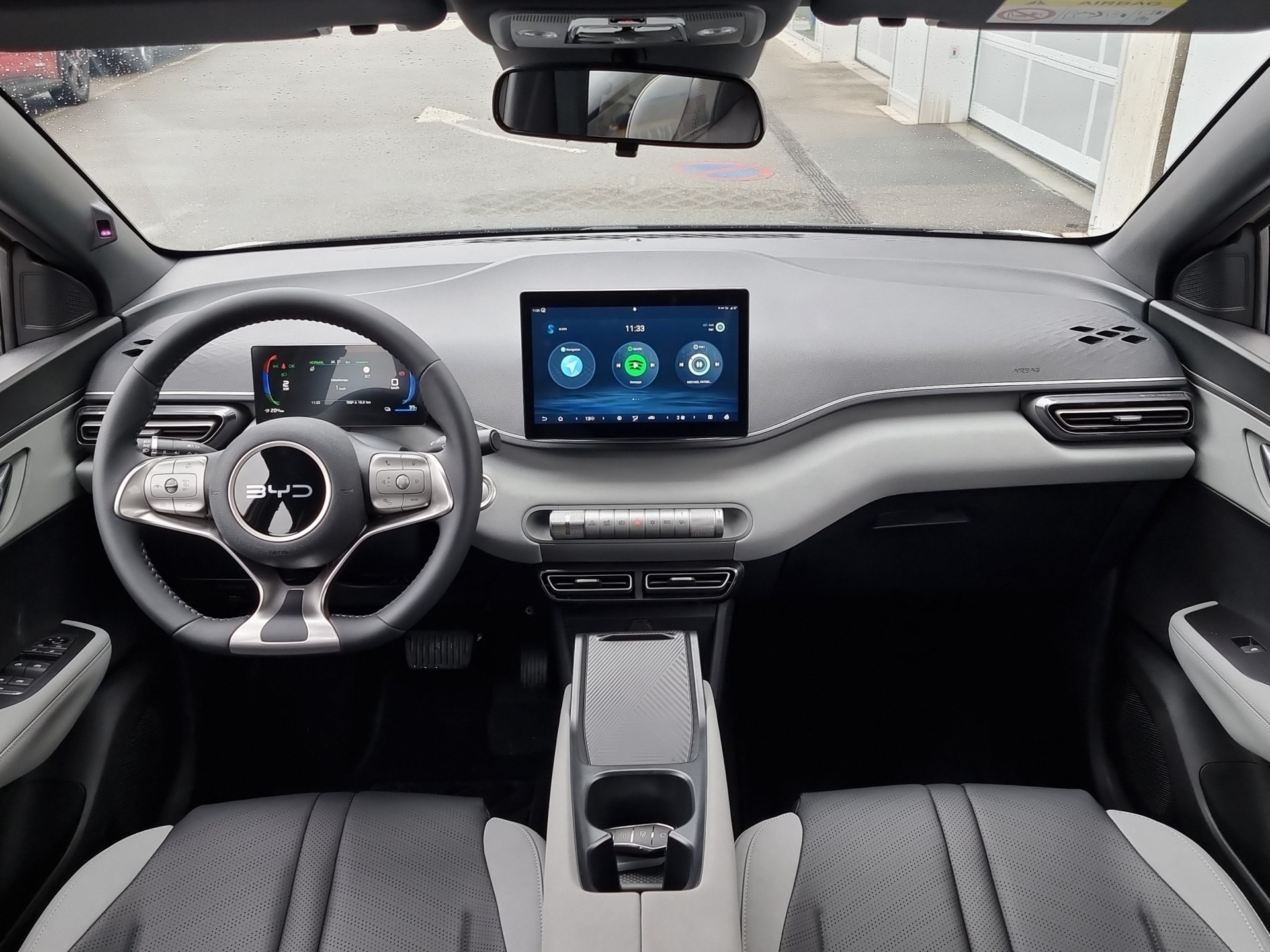 BYD Dolphin Surf Active-image-5