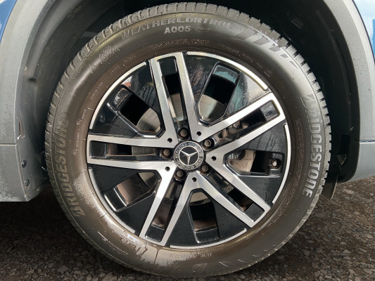 MERCEDES-BENZ GLA 180 Progressive 7G-D-image-7