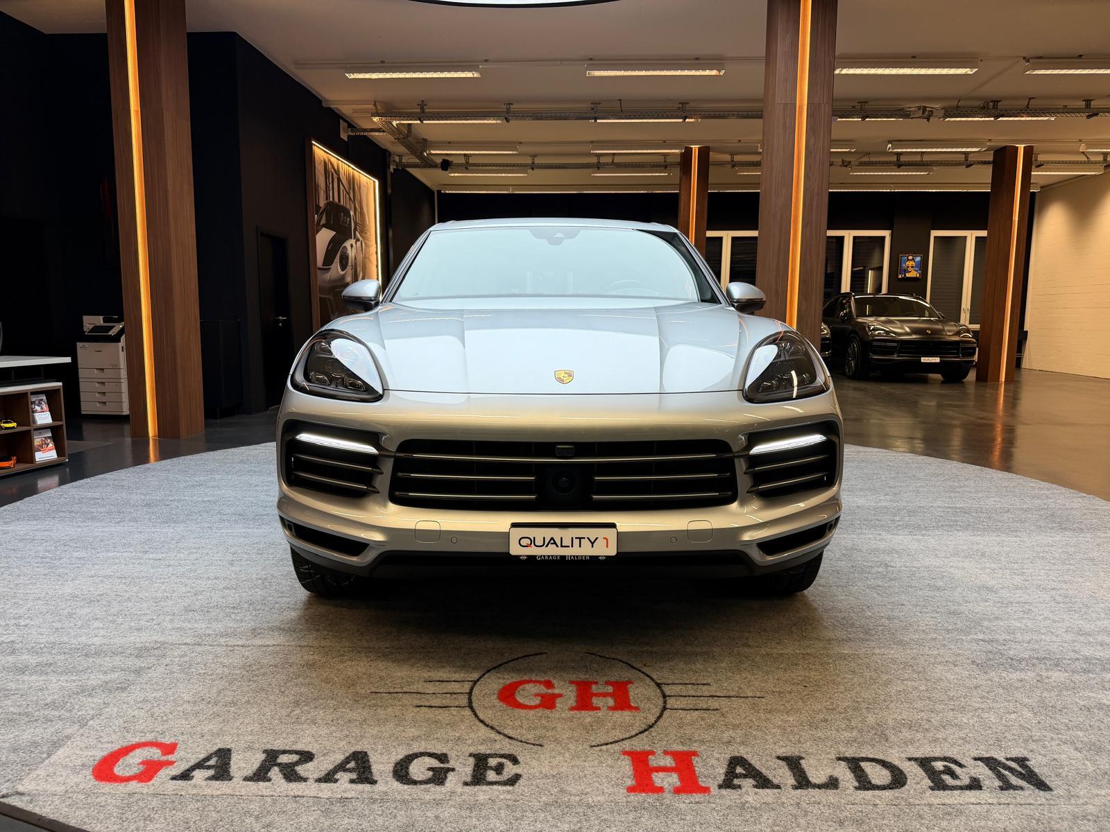 PORSCHE Cayenne 3.0 V6-image-1