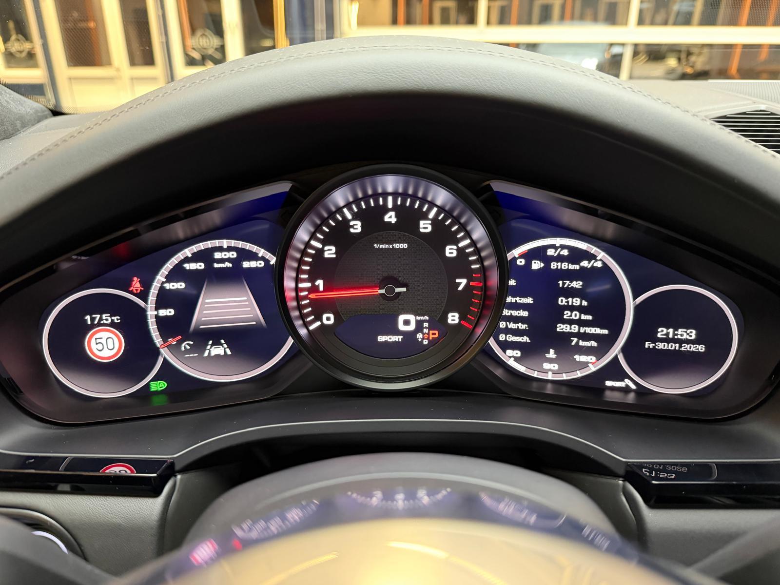 PORSCHE Cayenne 3.0 V6-image-26