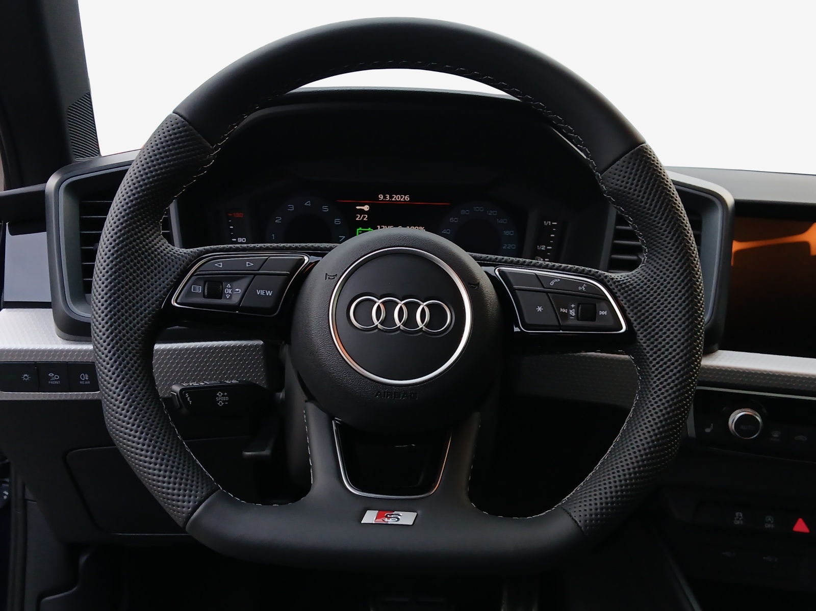 AUDI A1 Sportback 30 TFSI Attraction S-tronic-image-9