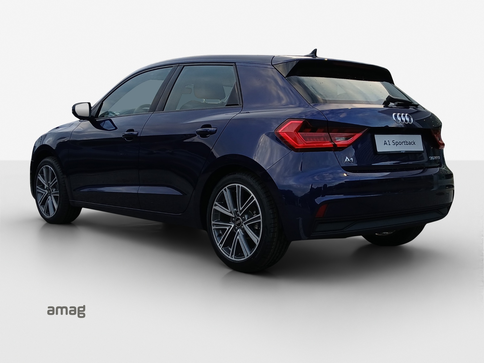 AUDI A1 Sportback 30 TFSI Attraction S-tronic-image-2