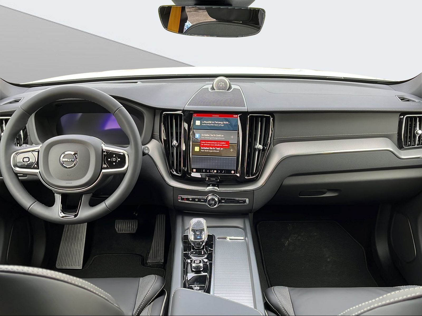 VOLVO XC60 2.0 T8 TE Polestar eAWD-image-11