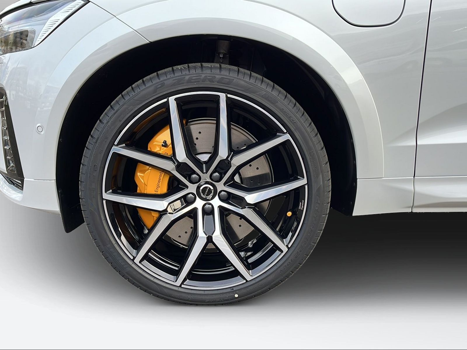 VOLVO XC60 2.0 T8 TE Polestar eAWD-image-8