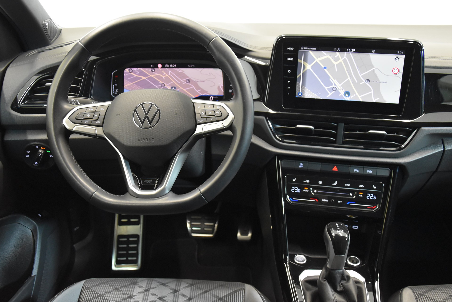 VW T-Roc 1.5 TSI EVO R-Line DSG-image-5