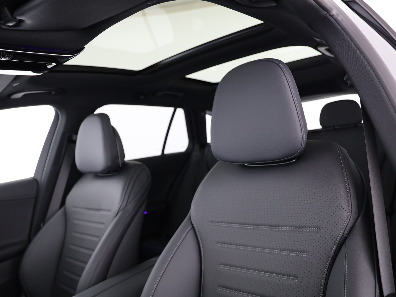 MERCEDES-BENZ C 220 d T 4 Matic-image-5