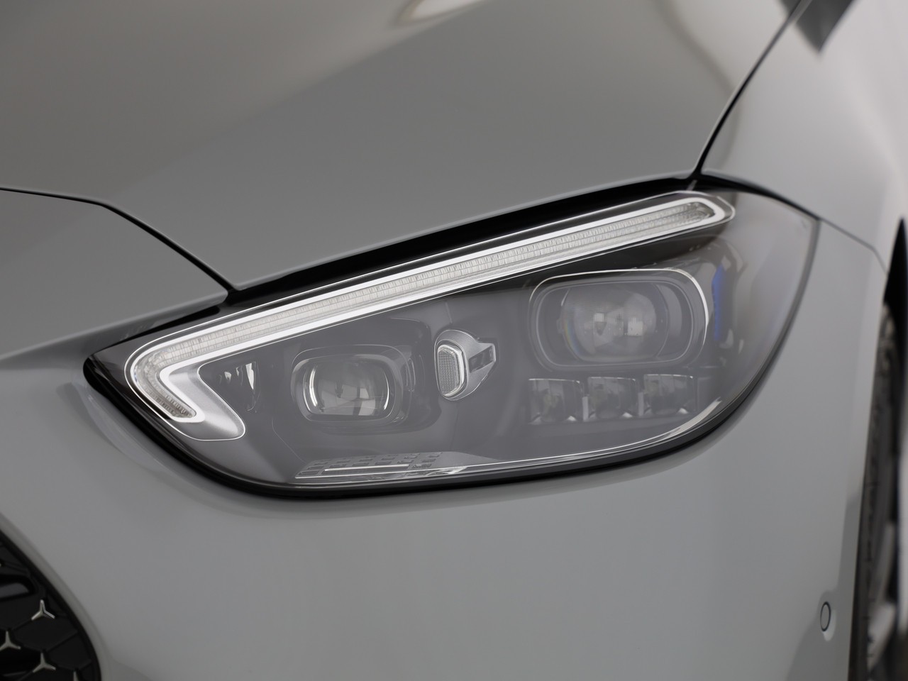 MERCEDES-BENZ C 220 d T 4 Matic-image-17
