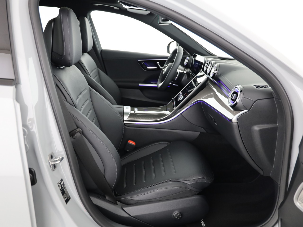 MERCEDES-BENZ C 220 d T 4 Matic-image-7