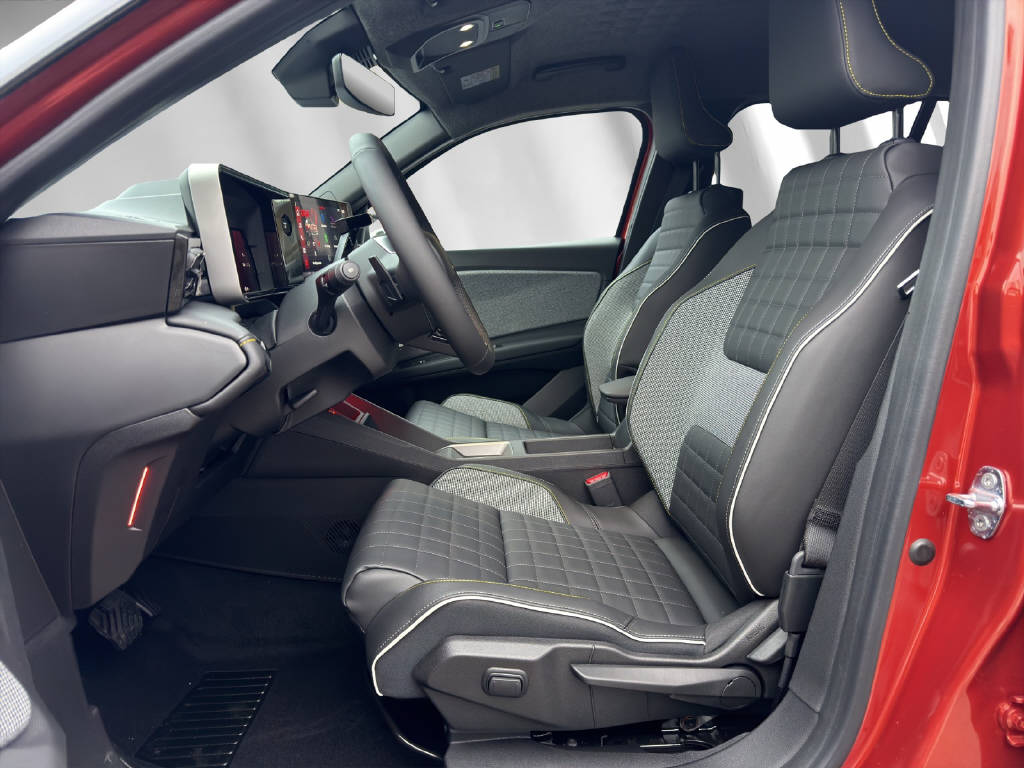 RENAULT R4 E-Tech Comfort Range iconic-image-3
