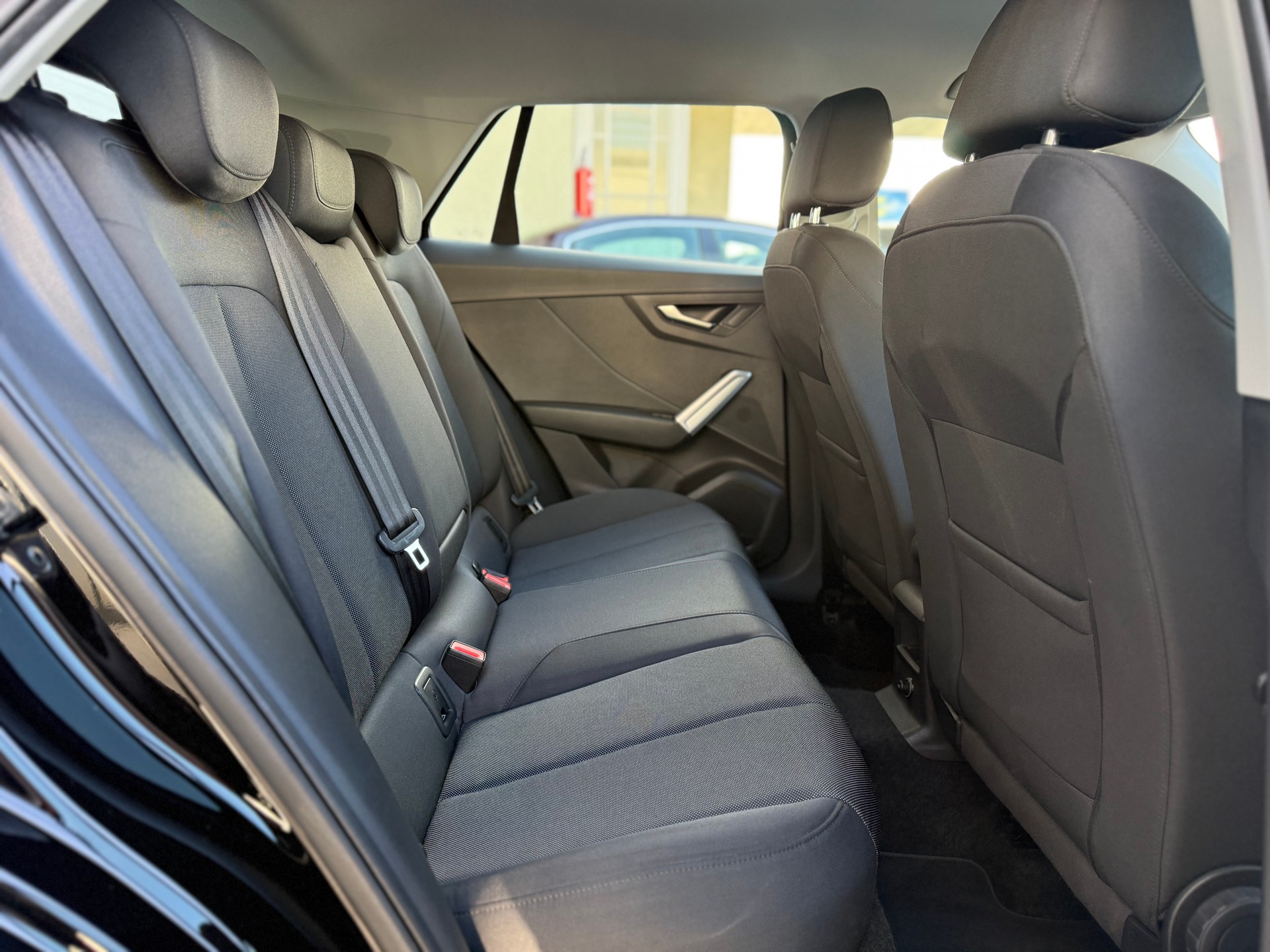 AUDI Q2 35 TFSI AttractionI S-tronic-image-10