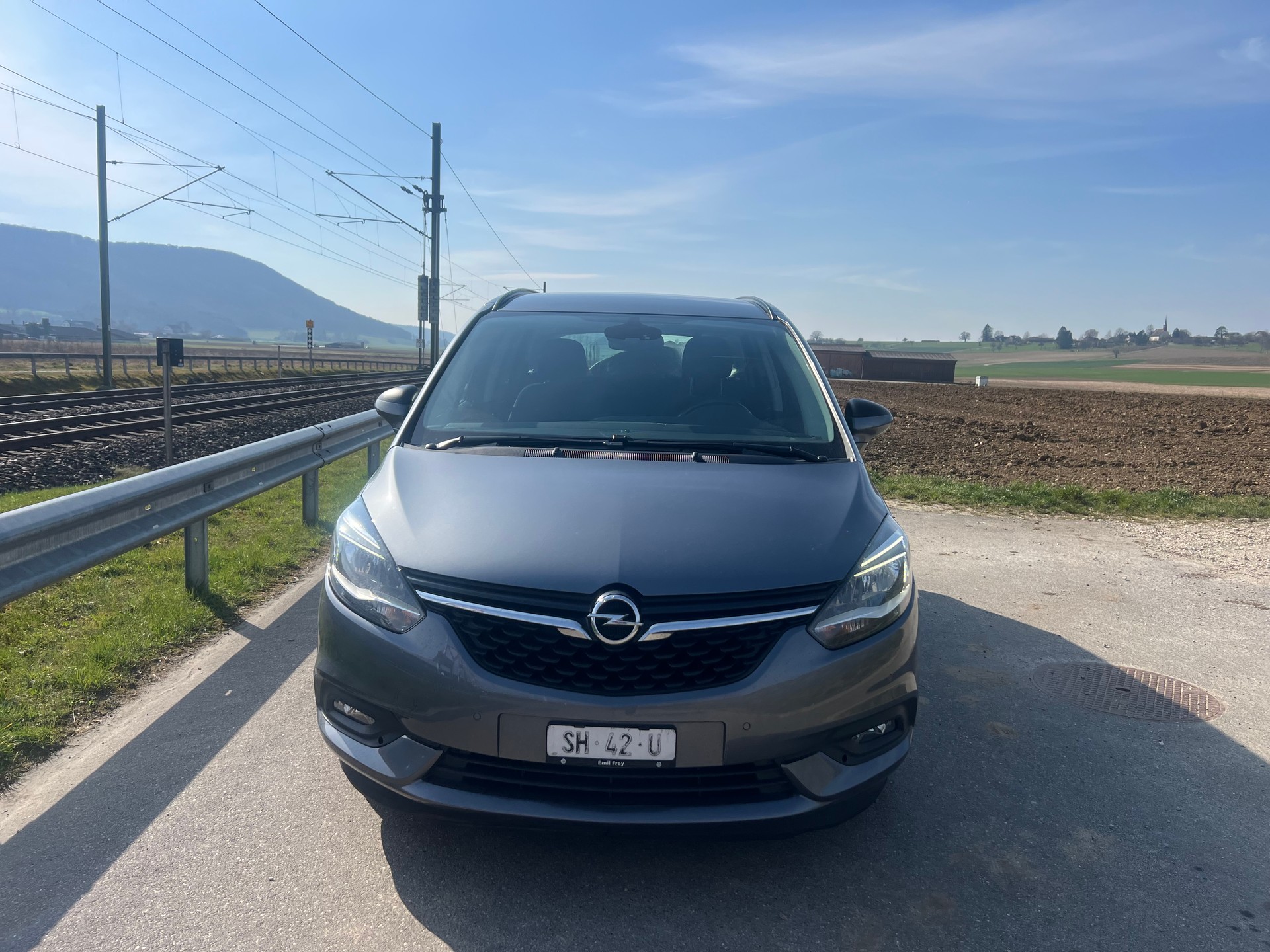 OPEL Zafira 1.4i Turbo Enjoy-image-1